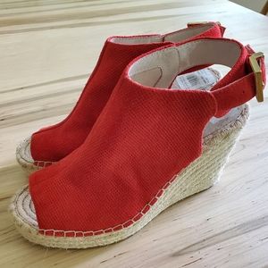 kenneth cole ory red suede perferated leather wedge shoes feugo 8.5 sandals shoe